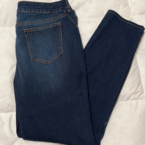 Chico’s the PLATINUM JEGGING - Picture 2 of 7